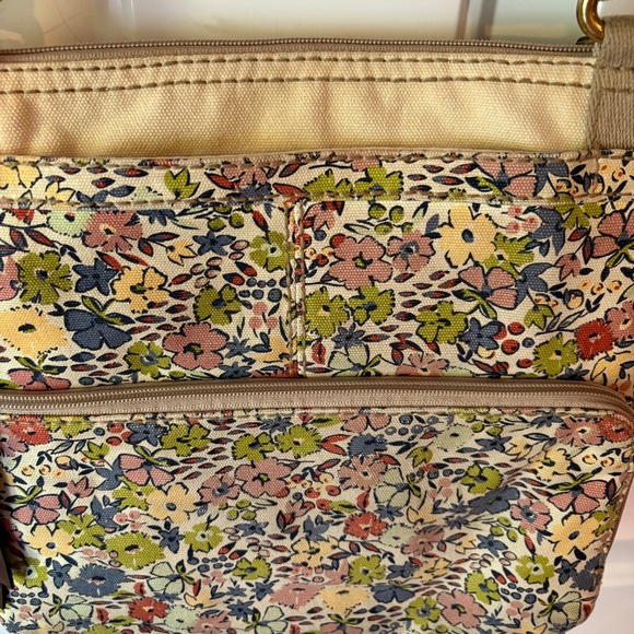 Fossil Handbag Crossbody Bag Excellent Condition Adjustable Strap - Picture 5 of 11